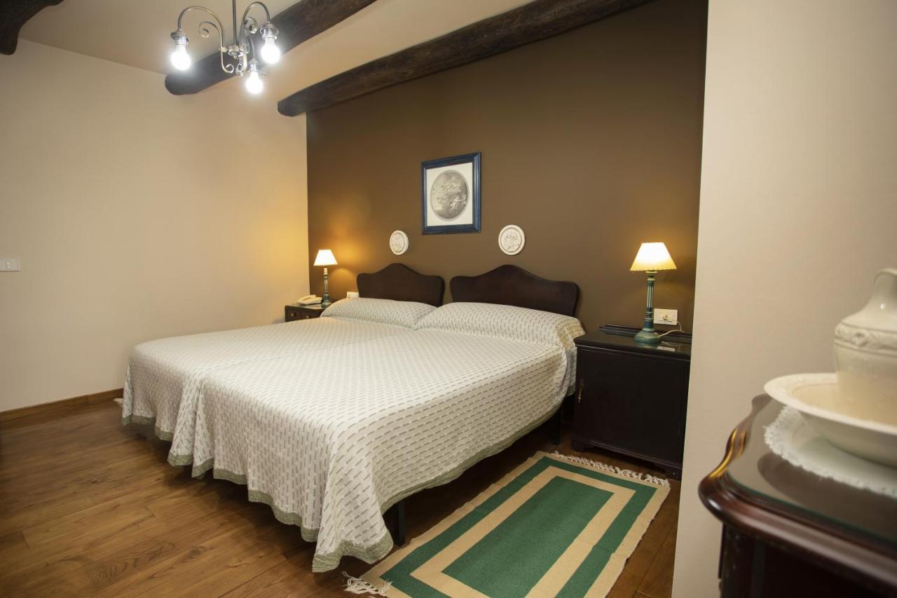 Hotel Casa De Diaz Samos Kültér fotó