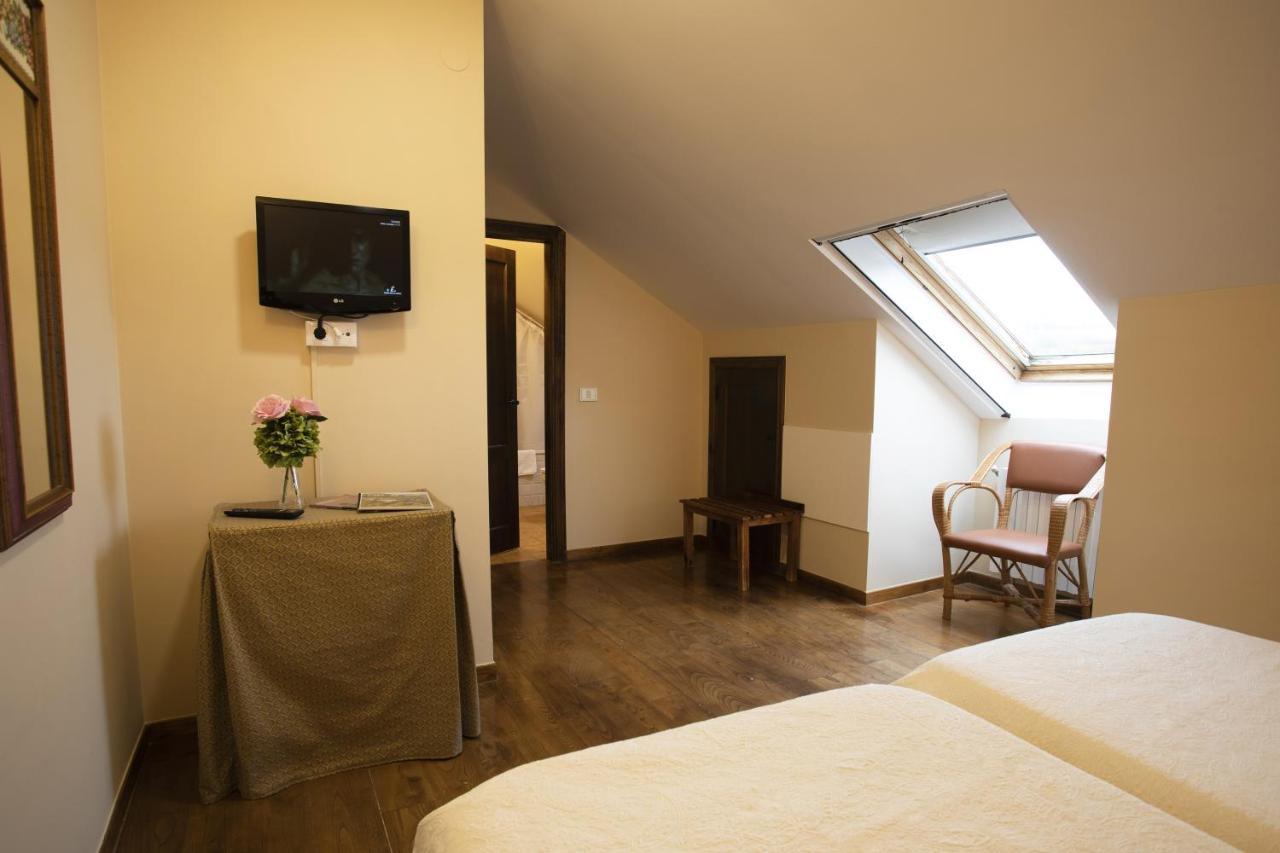 Hotel Casa De Diaz Samos Kültér fotó