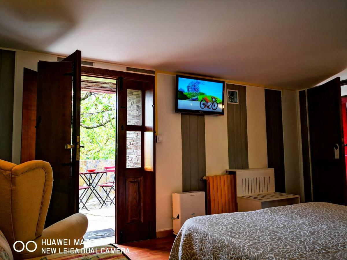 Hotel Casa De Diaz Samos Kültér fotó
